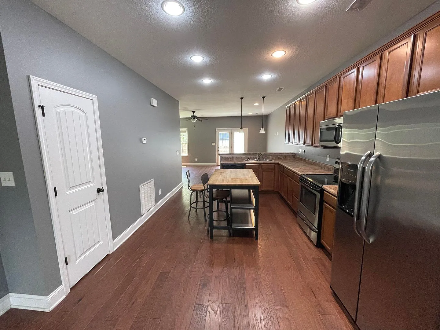 Spacious 3bd/2.5ba home in Powell coming soon! — Photo 4