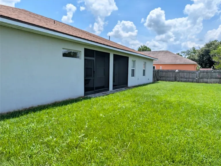 36 Rolling Sands Dr — Photo 3
