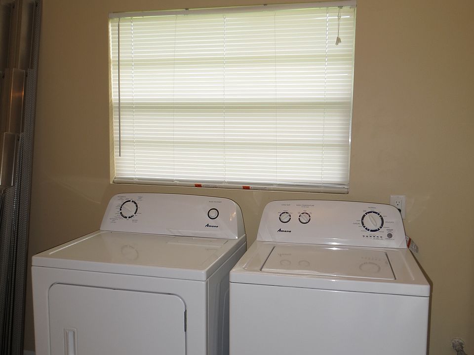 1st image of 249 NE Camelot Dr