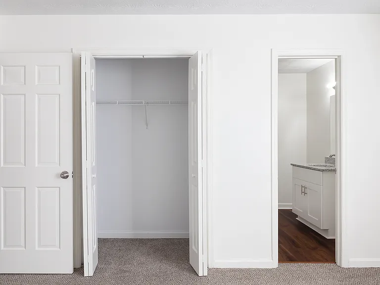 330H Winding River Dr NE — Photo 18