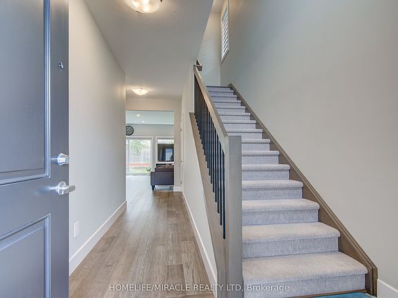 5th image of 2206 Southport Cres