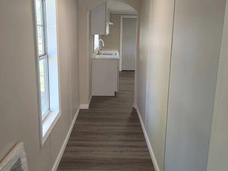 56 NW Railroad St — Photo 12