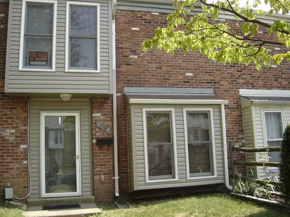 226 Roanoke Dr SE, Leesburg, VA 20175