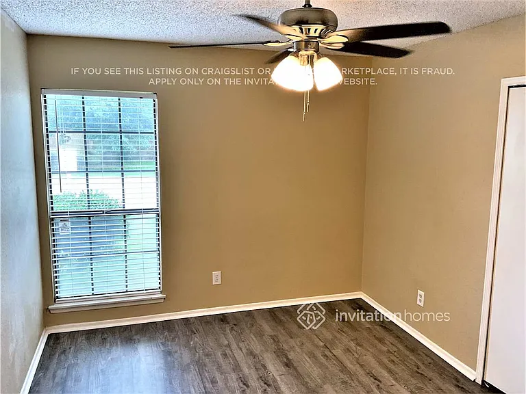 1028 Twin Falls Dr — Photo 14