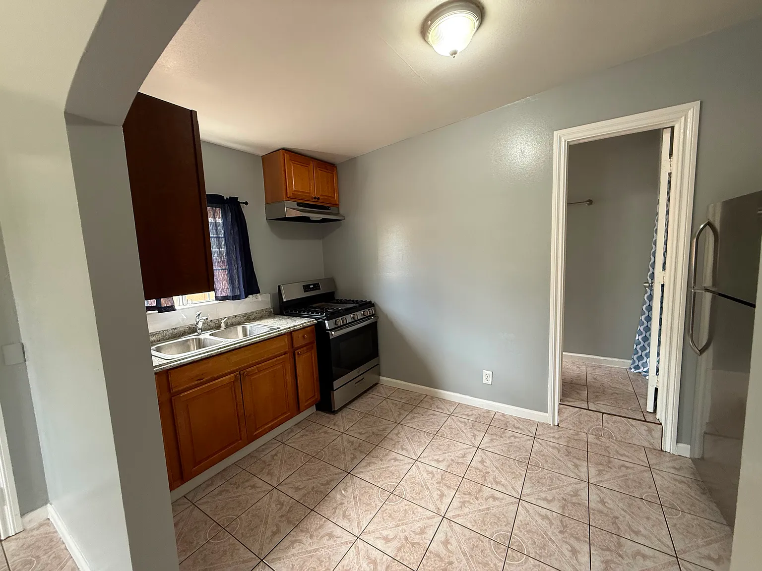 Halinor Ave, Baldwin Park — Photo 2
