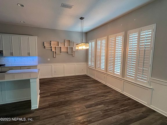 5th image of 206 Tate Ln