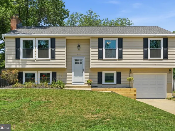 490 Eleanor Ln, Arnold, MD 21012
