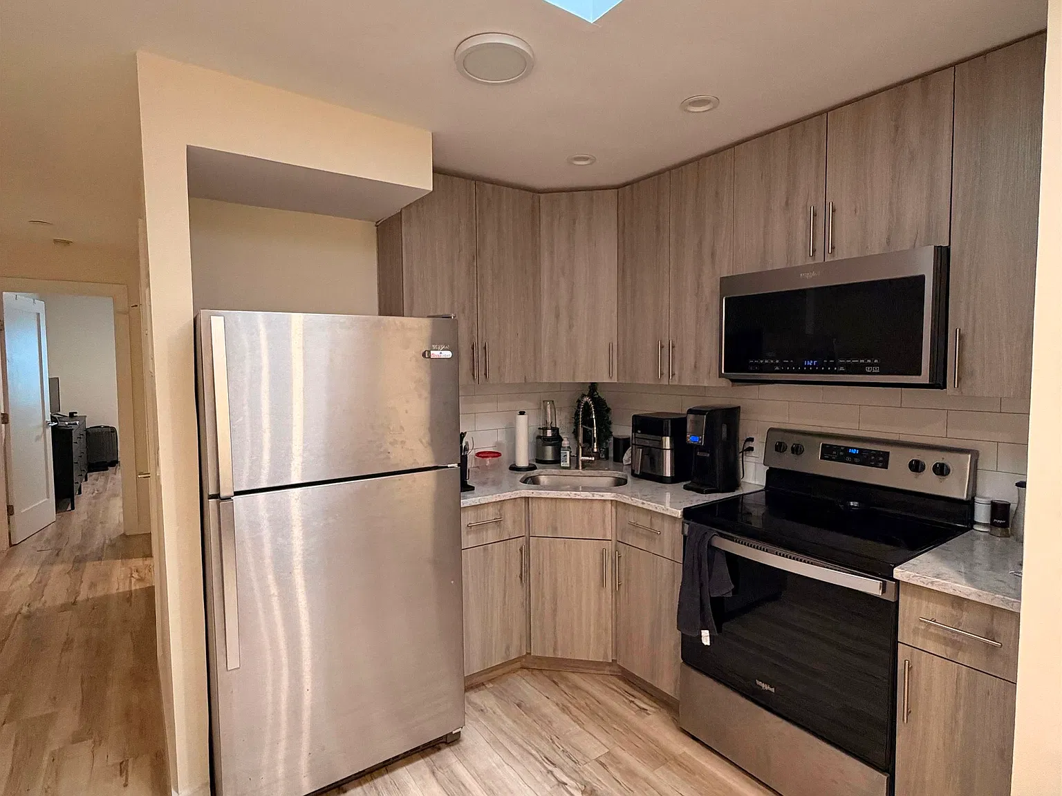 1 bed, 1.0 bath, $2,700 — Photo 1