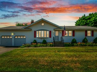 55 Wigwam Ln, Stratford, CT 06614