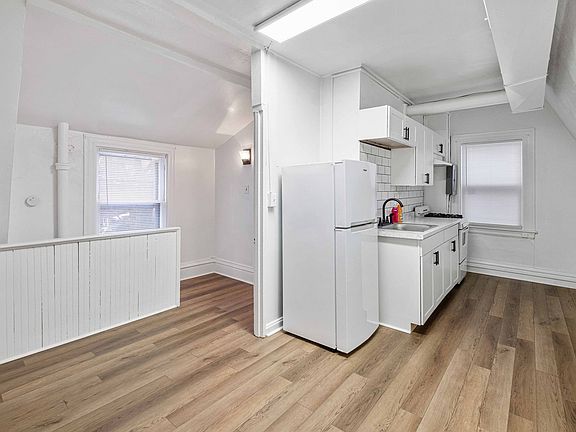 4th image of 2230 Tilbury Ave #3