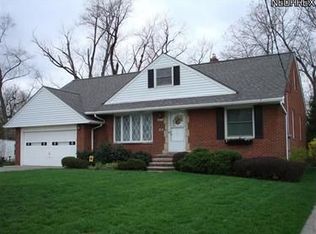 1802 E 227th St, Euclid, OH 44117