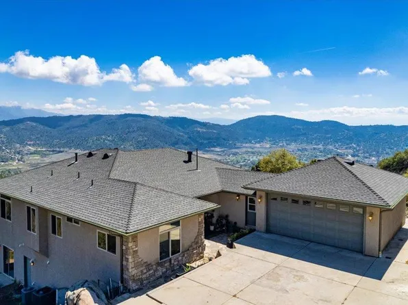 25250 Deertrail Dr, Tehachapi, CA 93561
