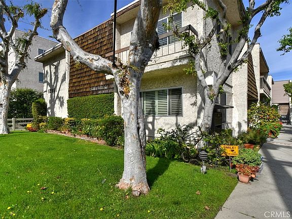 2nd image of 12951 Riverside Dr APT 4