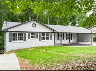 5204 Corinth Dr, Stone Mountain, GA 30087