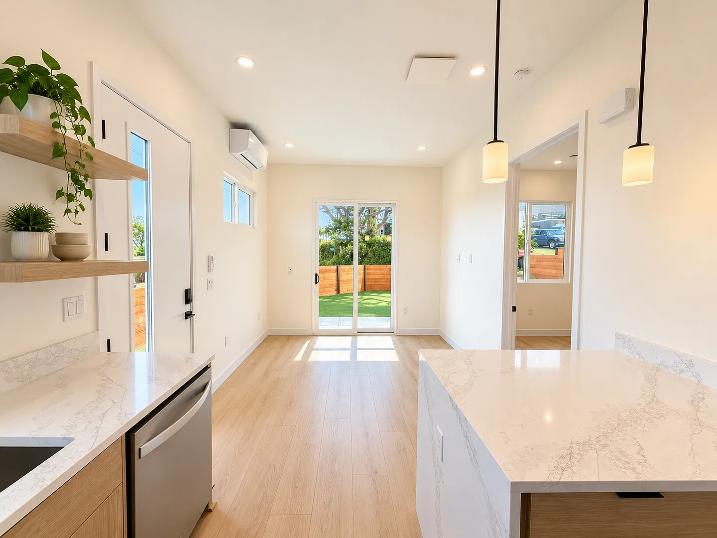 6819 Newbold Court — Photo 2