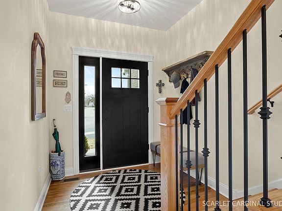 2nd image of 627 Bourbon Ct
