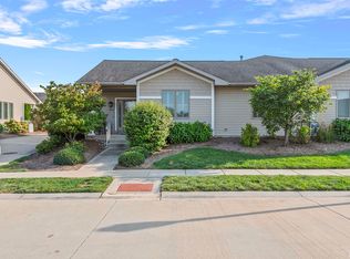 3400 Pinyon Dr, Springfield, IL 62711