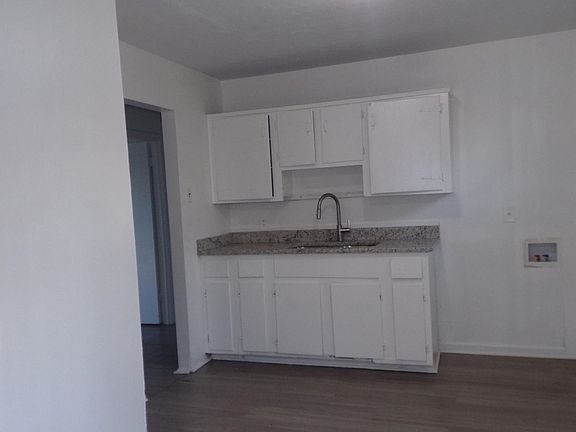 4th image of 5057 Gill Rd