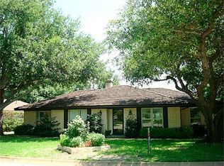 1000 Skylark Dr, Denton, TX 76205