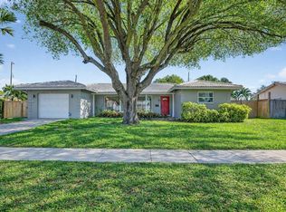 Boca Raton Square, Boca Raton, FL 33486