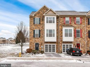 1216 Stonehaven Way, York, PA 17403