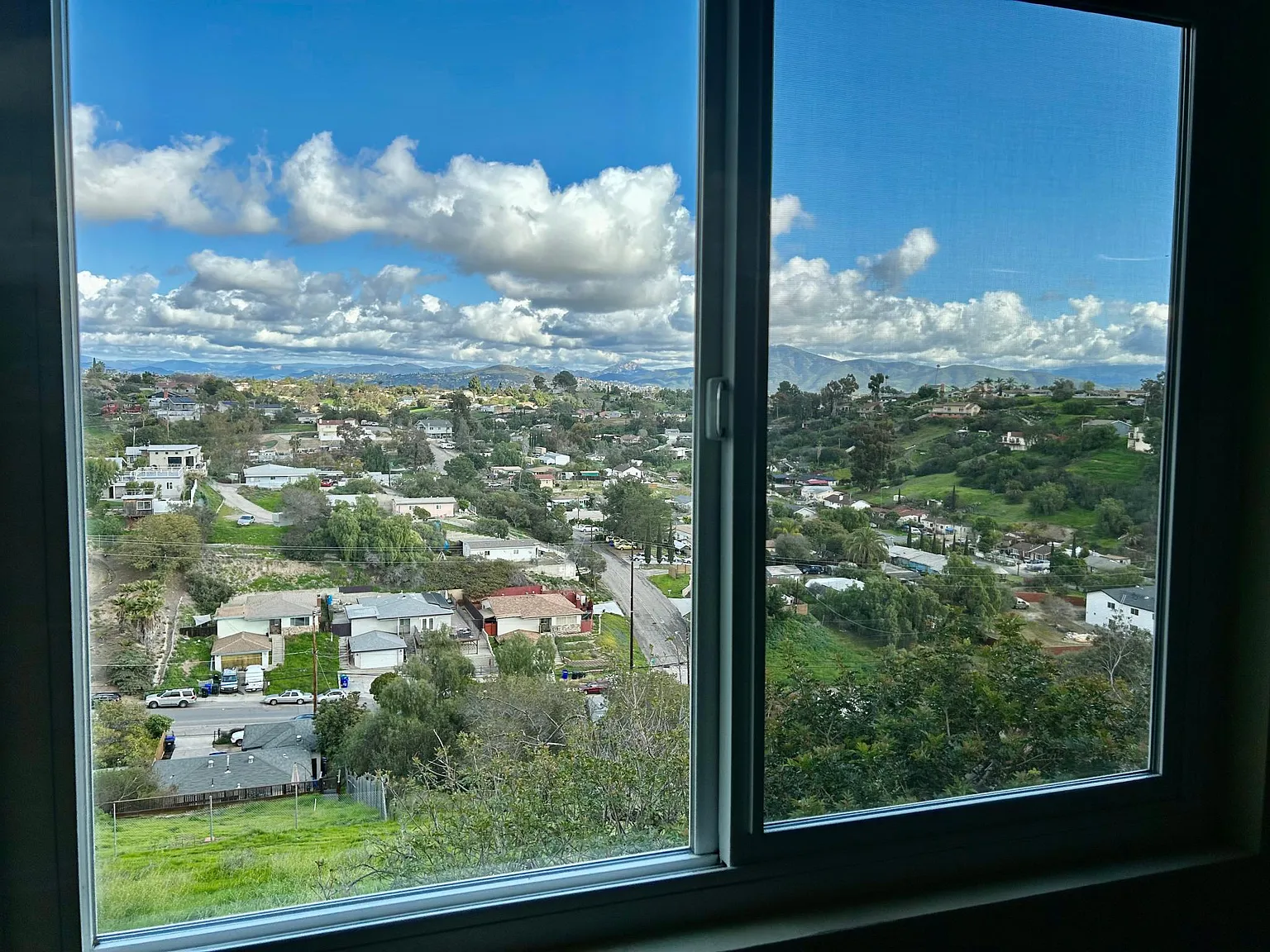 5 bed, $5,300 — Photo 4