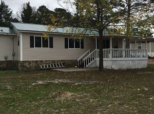 216 S Smith St, Holly Ridge, NC 28445