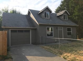 711 SE 11th St, Grants Pass, OR 97526