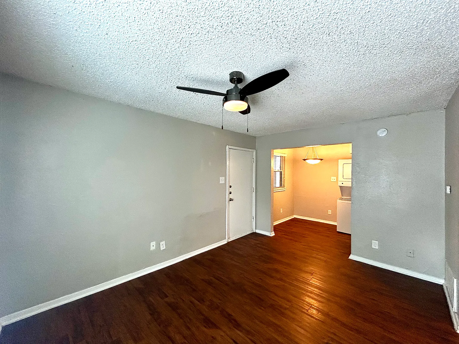 2 bed, 800 sqft, $1,195 — Photo 4