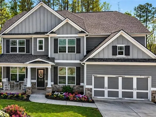 620 Riverwalk Manor Dr, Dallas, GA 30132