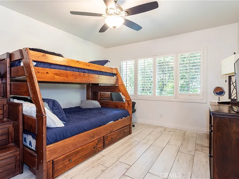 19308 Lemarsh St — Photo 19