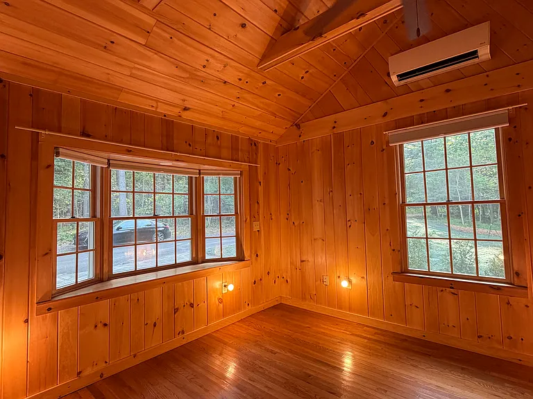 101 Buttonwood Ln — Photo 3