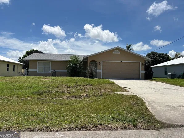 2322 SE Maslan Ave, Port Saint Lucie, FL 34952