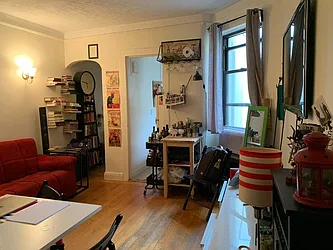 Rented by Living New York