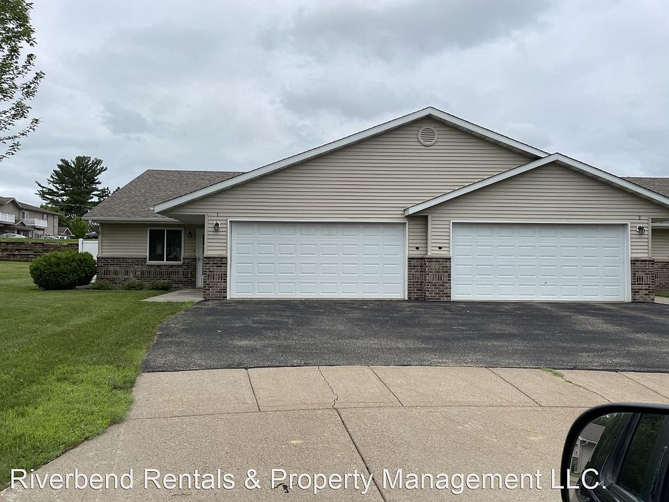1st image of 4526 Woodford Ct Unit 3