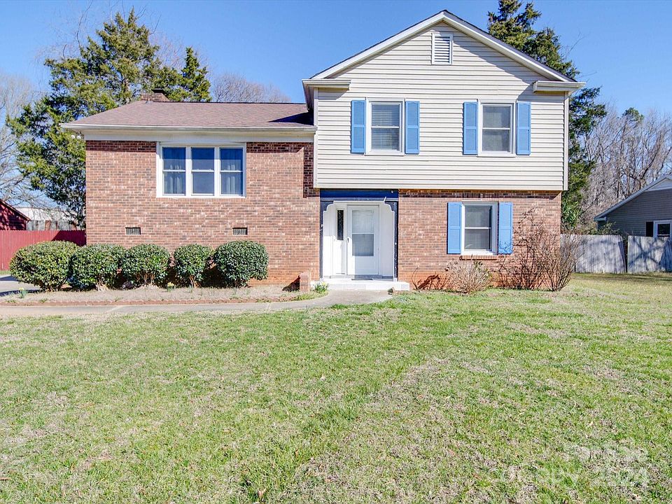 1st image of 5846 Falstaff Dr