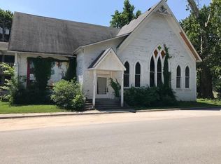 700 Ottawa St #B, Seneca, MO 64865