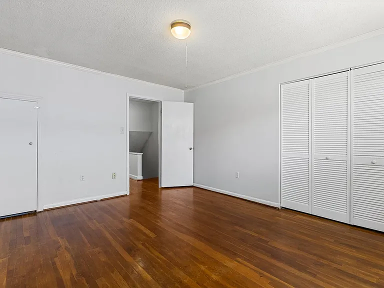 2530 E North St #3D — Photo 3