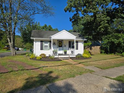 35 Monmouth Rd, Monroe Township, NJ, 08831