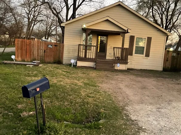 1401 W 9th Ave, Corsicana, TX 75110