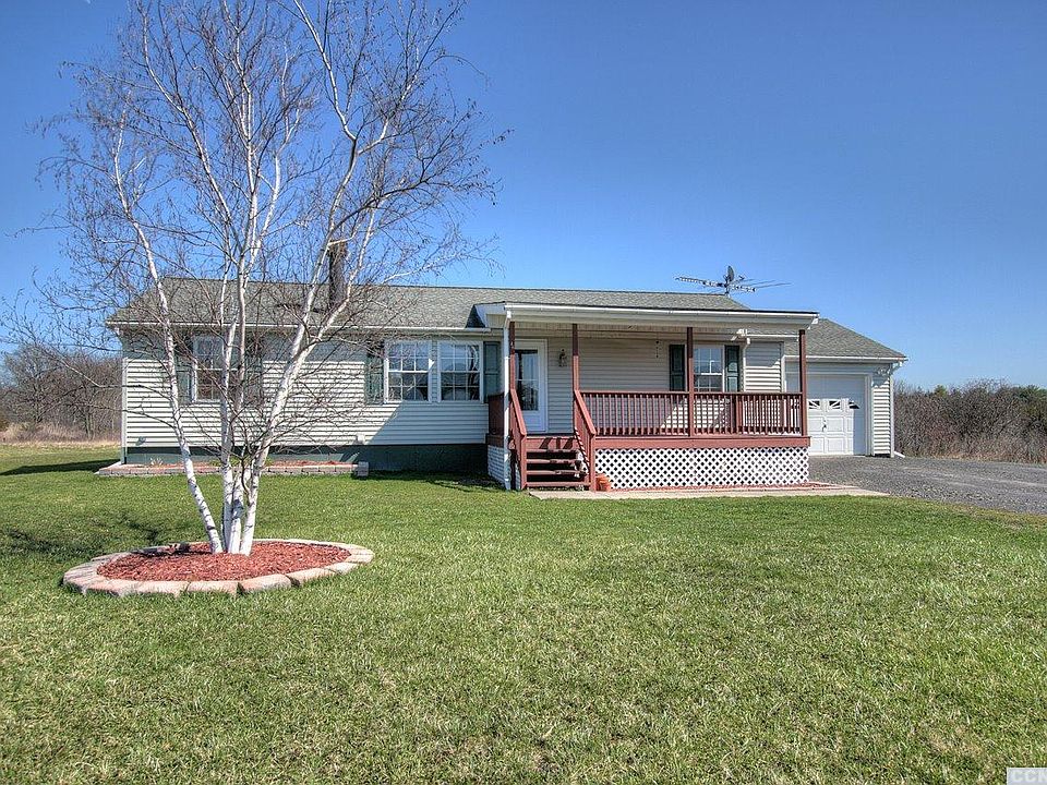 2nd image of 46 Hillside Dr