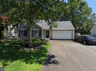 1074 Buccaneer Ln, Manahawkin, NJ 08050