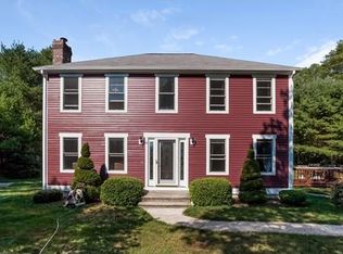 79 Mountain Hill Rd, Plymouth, MA 02360