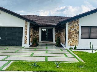 20021 NW 59th Ct, Hialeah, FL 33015