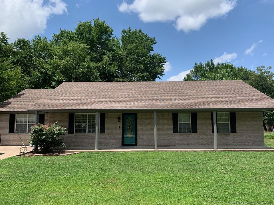 1st image of 303 W Stonewall Ave