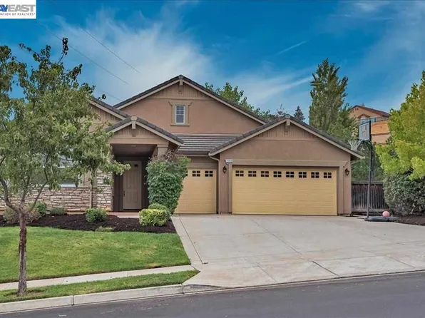 2742 Saint Andrews Dr, Brentwood, CA 94513