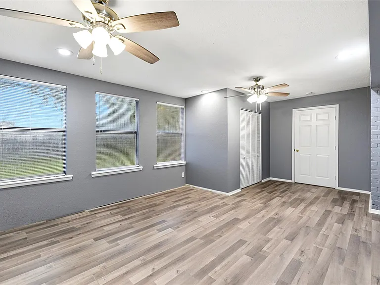 6009 Leafwood Cir — Photo 23