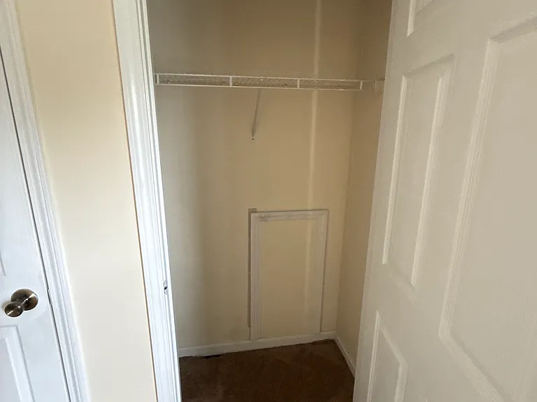 24 Lexington Ct — Photo 12