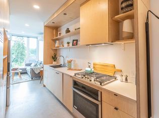 3301 SE Division St #401, Portland, OR 97202