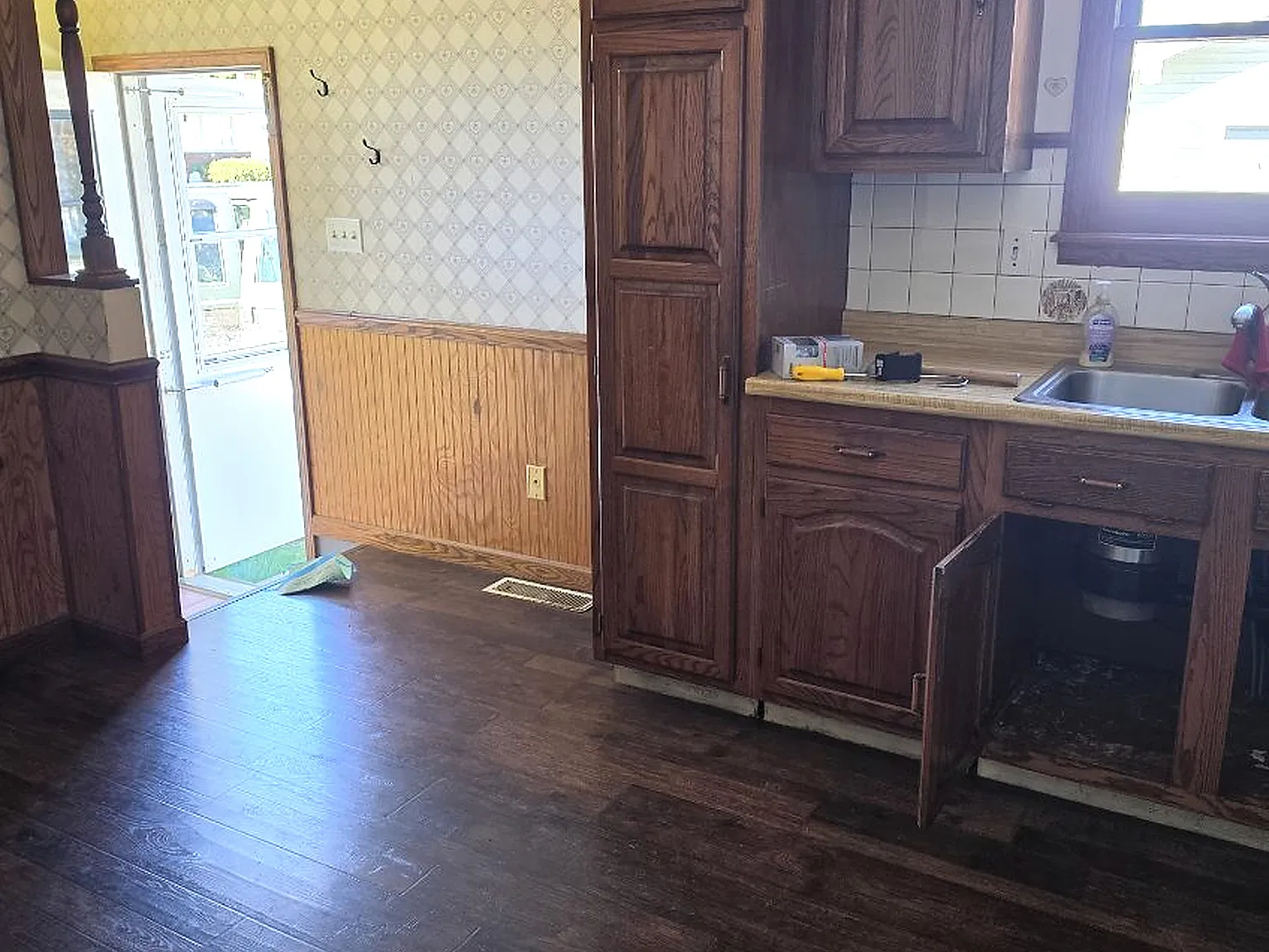 3 bed, 864 sqft, $950 — Photo 4